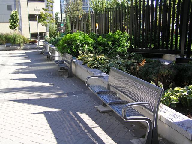Yaletown Park seats in shade